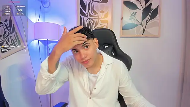 justin payn14 online show from May 29, 3:11 pm
