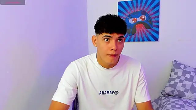 justin payn14 online show from February 4, 7:31 pm