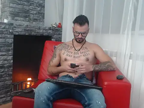 RyanxCole online show from March 11, 12:12 pm