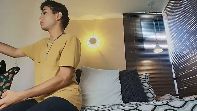 Damon Salvarote S online show from February 23, 7:59 pm