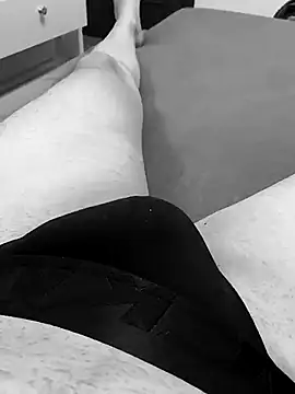 MonyFlorin68 online show from February 2, 8:06 pm