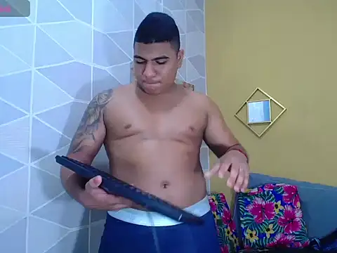 BradKamil online show from February 7, 4:56 pm