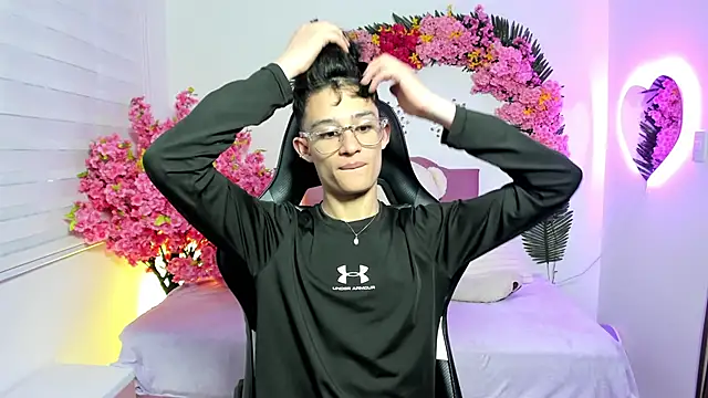 Patrick Howland  online show from April 6, 9:59 pm