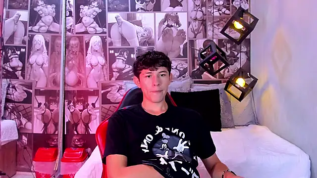 Christian Foxx online show from April 15, 2:39 pm