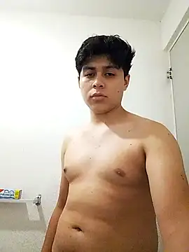 dark0p12 online show from February 19, 8:00 am