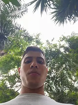 Gael Velaryx online show from April 10, 3:30 pm