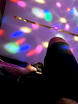 wildboyheart online show from April 17, 4:20 pm