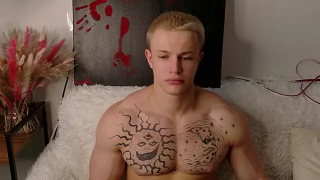 SterlingNoir online show from February 11, 9:25 am