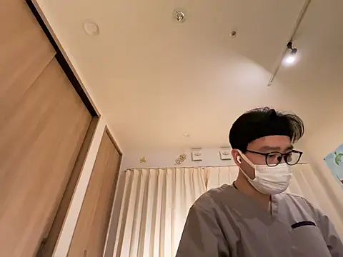 shizuku-kun211 online show from March 21, 12:20 pm