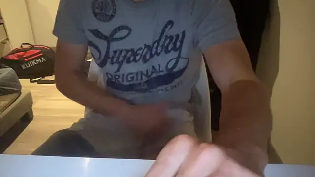 raoulbtnbois online show from May 20, 9:54 pm