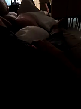 MOREN044 online show from April 5, 3:41 pm