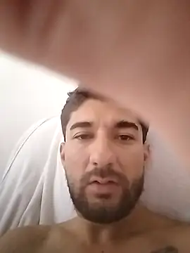 Camilo696903 online show from April 1, 3:42 pm