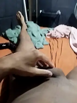 Jmartinss69 online show from March 2, 10:39 pm