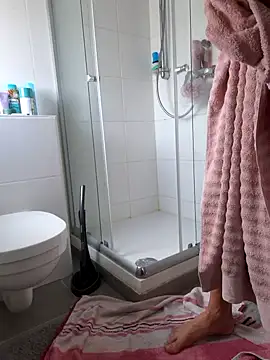 ondlaniej online show from April 17, 12:19 pm