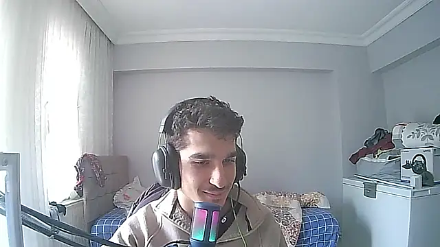 enesbabakral online show from February 9, 12:10 pm