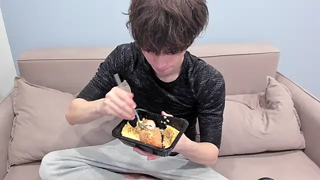 Ur NextDoor Boy online show from February 12, 7:31 pm