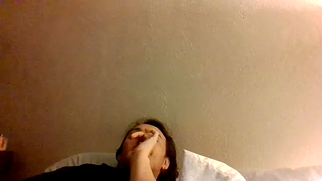 Tallhungandcloudy online show from February 22, 9:32 am