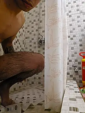 funny21r online show from March 19, 1:20 am