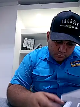 Mohamed1627 online show from April 18, 1:29 am