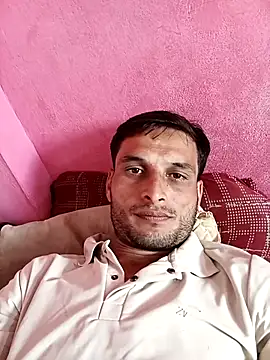 Beinghorny83 online show from February 20, 8:49 am