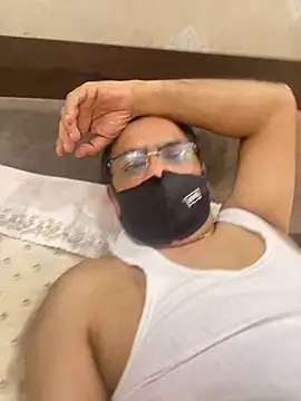 maleattention online show from February 28, 7:02 pm