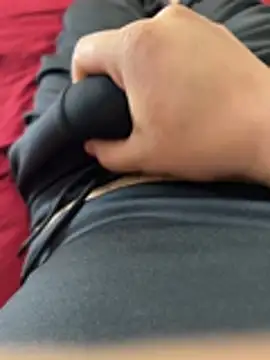 tugatitocaliente12 online show from February 27, 11:47 pm