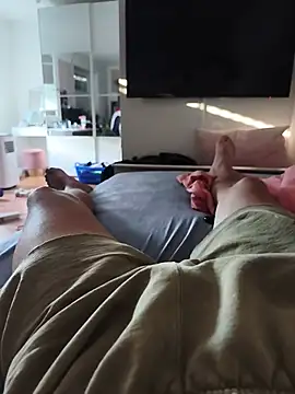 adonis22525 online show from July 4, 5:10 am