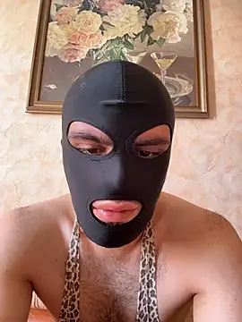 Femboyvcccc online show from August 2, 9:29 am