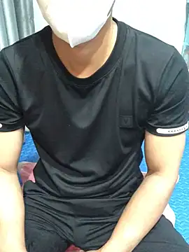  Men 2026 online show from April 18, 8:53 pm