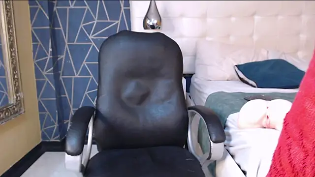 LuckySammer online show from February 24, 12:28 pm