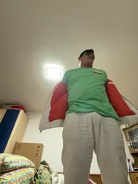 sxxx23810 online show from February 17, 8:30 pm