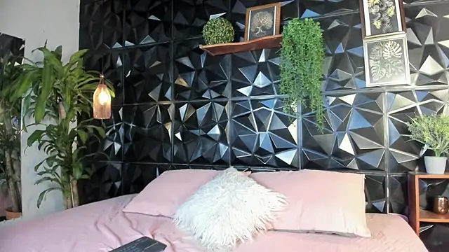 Jeremy wallker online show from March 28, 9:48 pm