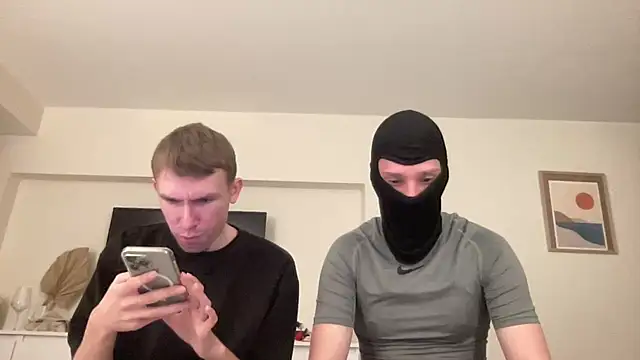 mikenjay online show from February 24, 7:14 pm