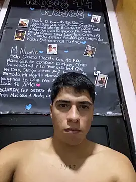 laparejita0410 online show from February 27, 11:58 pm