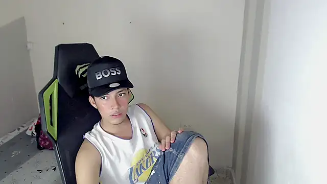 Street poemm  online show from April 12, 8:21 pm