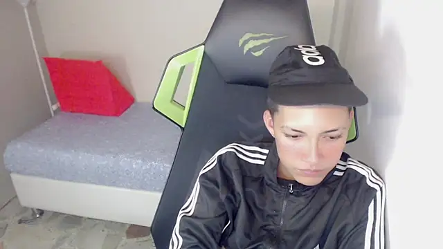 Street poemm  online show from March 18, 10:13 pm