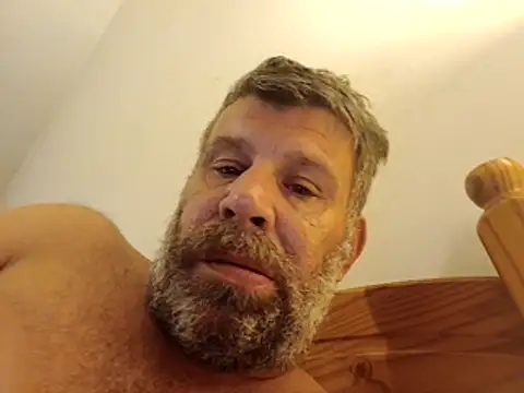 stud2512 online show from May 27, 5:04 am