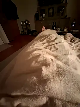 paulucio8 online show from March 2, 4:34 am