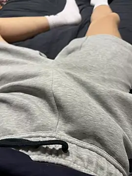 Vireontr1 online show from April 15, 8:31 pm