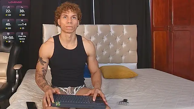 adam smiith1 online show from March 20, 10:02 pm