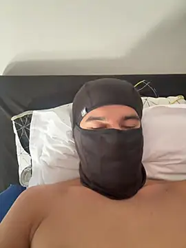 Chiennedusud online show from February 24, 12:28 pm