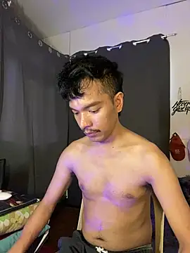 asian darlingcummersxXx online show from July 14, 7:45 am
