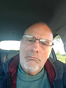 lui8181 online show from April 23, 5:37 pm