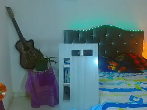  Santi2 online show from April 11, 11:08 pm