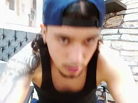 maximo-lane online show from March 3, 11:11 pm