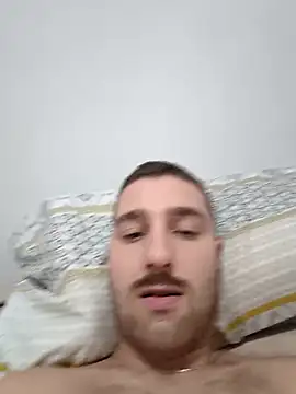 straightdude99 online show from April 21, 9:54 pm