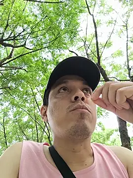 Lukaforge online show from April 16, 8:31 pm