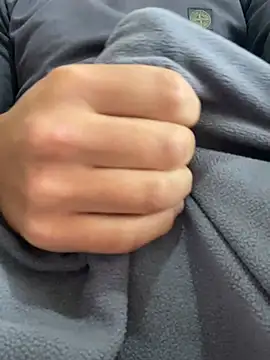 mmonnsterr online show from March 3, 10:33 am