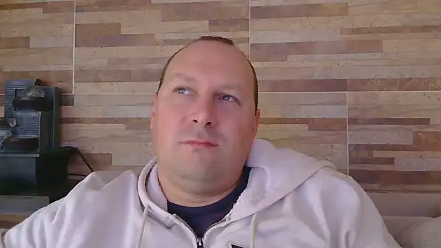lustonfan online show from June 30, 12:39 pm