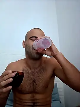 fnoggg online show from April 20, 2:08 pm